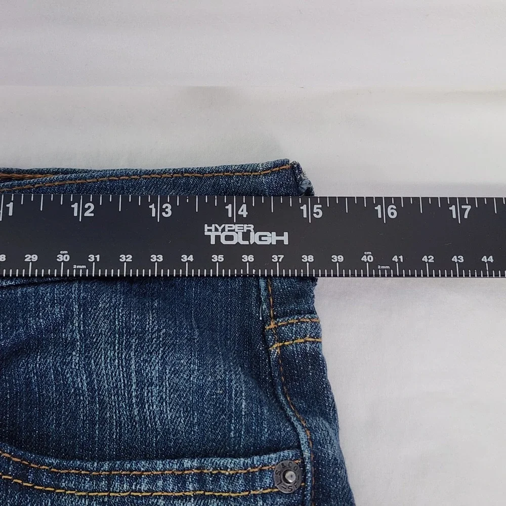 Signature Levi Strauss Jeans Mens 29x32 Straight Leg Blue Denim Minimalist Indie